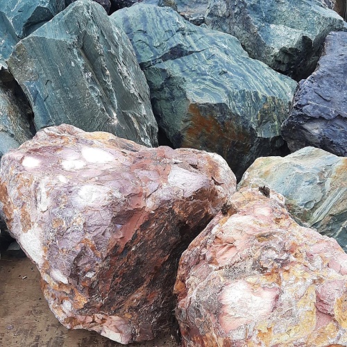 Ландшафтные глыбы красно-фиолетовые 200-1000 килограмм купить в Йошкар-Оле