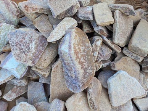 Златолит жёлтый, жёлто-зелёный глыбки и валуны для ланшафтного дизайна купить в Йошкар-Оле