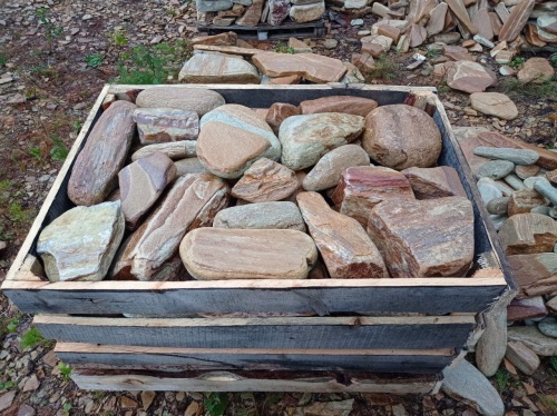 Златолит жёлтый, жёлто-зелёный глыбки и валуны для ланшафтного дизайна купить в Йошкар-Оле