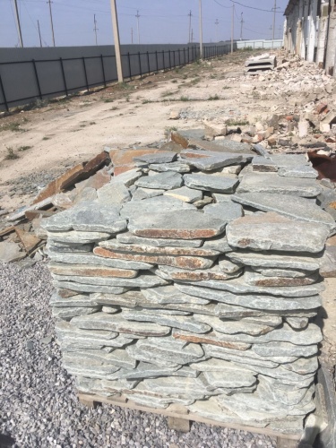 Златолит серебристый галтованный для лестниц купить в Йошкар-Оле