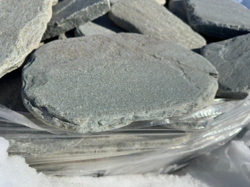 Плитняк златолит зелёный галтованный для мощения на бетон купить в Йошкар-Оле